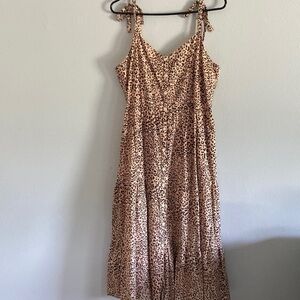 Gap animal print midi dress. Lined back smocking. Size 14. EUC!